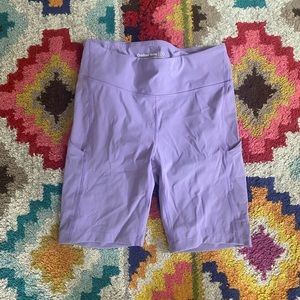 Outdoor Voices Zoom 8” shorts - M